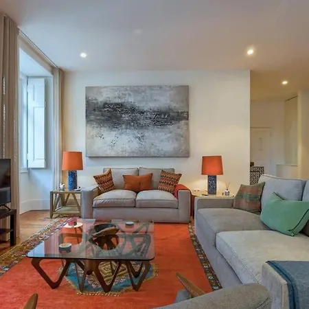 Myplacelisbon - Luxury Trindade Ii Apartment Lisbon